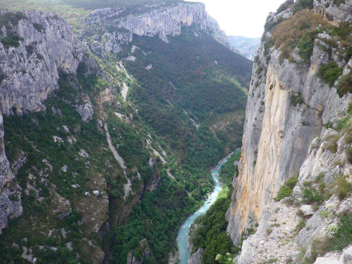 La Mordoree La Motte-d'Aigues Buitenkant foto